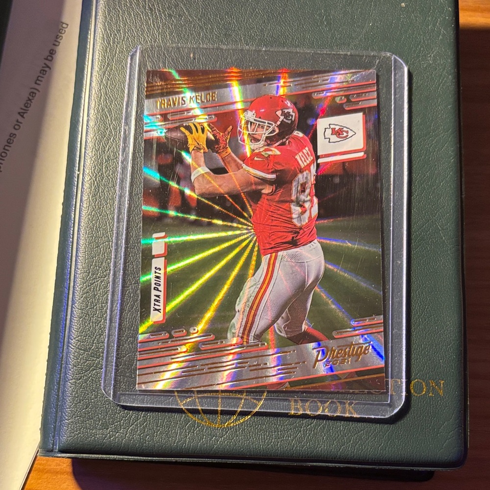 Travis Kelce! Mint! Panini Holographic Football Card - panini SSP! Mint!